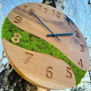 www.jameswood.cz 🪵 Pořiďte si domů tyto jedinečné dřevěné hodiny 🕐, které oživí každou místnost svým precizním zpracováním...